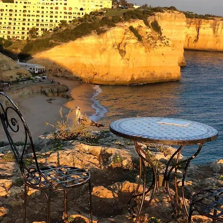 One Bedroom With Furnished Balcony At Carvoeiro *